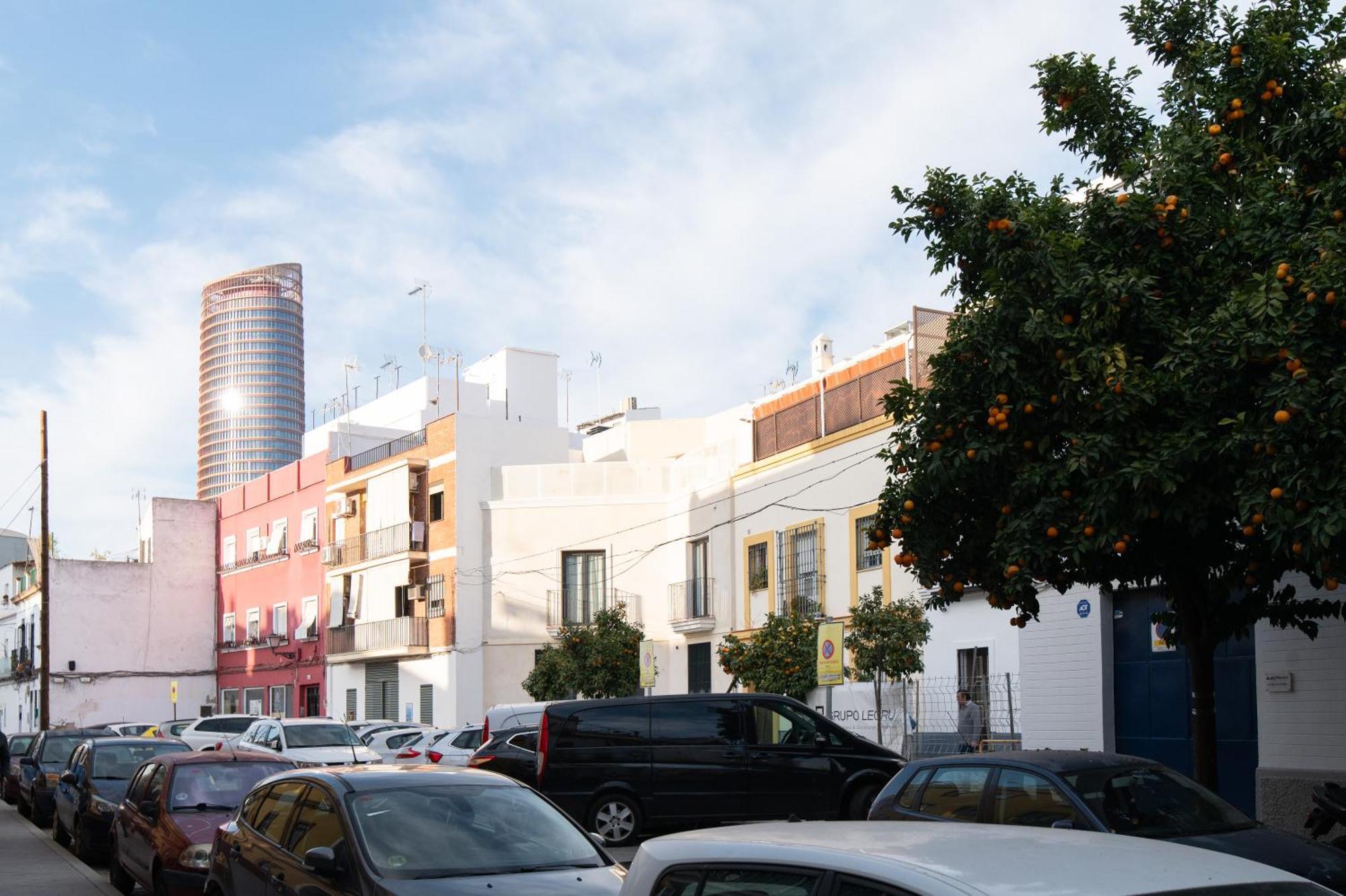 Apartamento Triana Habitame Inmobiliaria Seville Luaran gambar