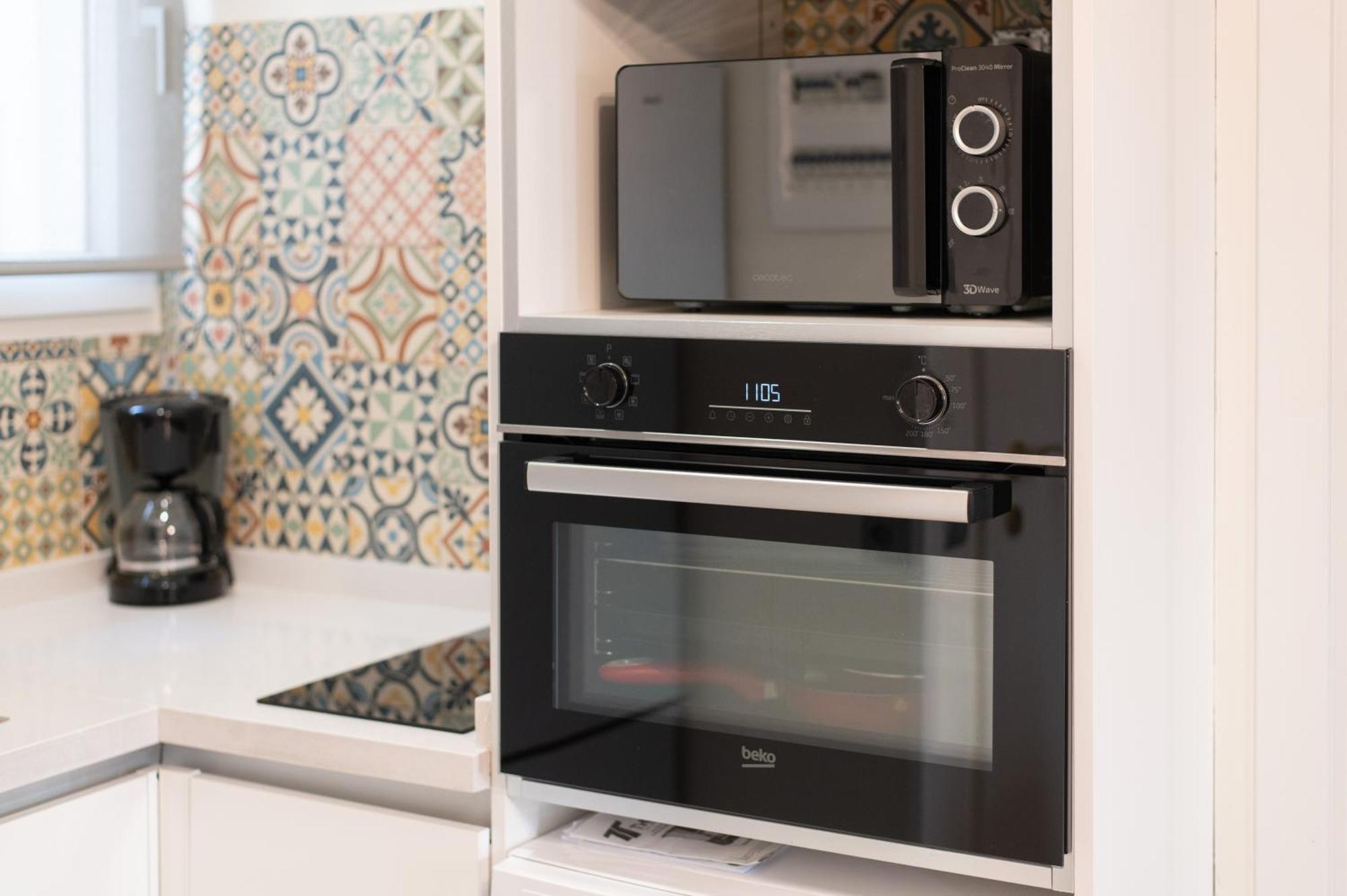 Apartamento Triana Habitame Inmobiliaria Seville Luaran gambar
