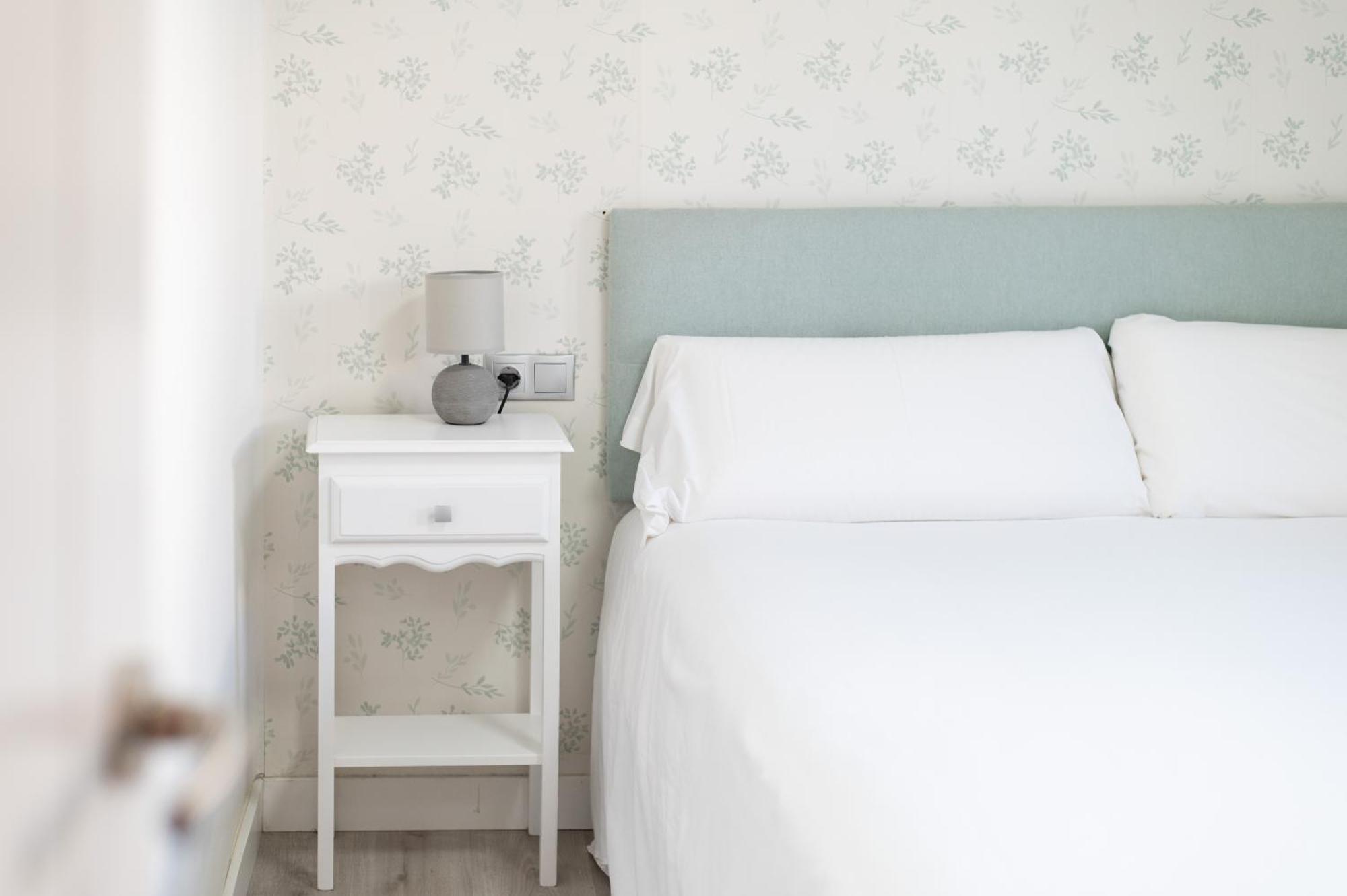 Apartamento Triana Habitame Inmobiliaria Seville Luaran gambar